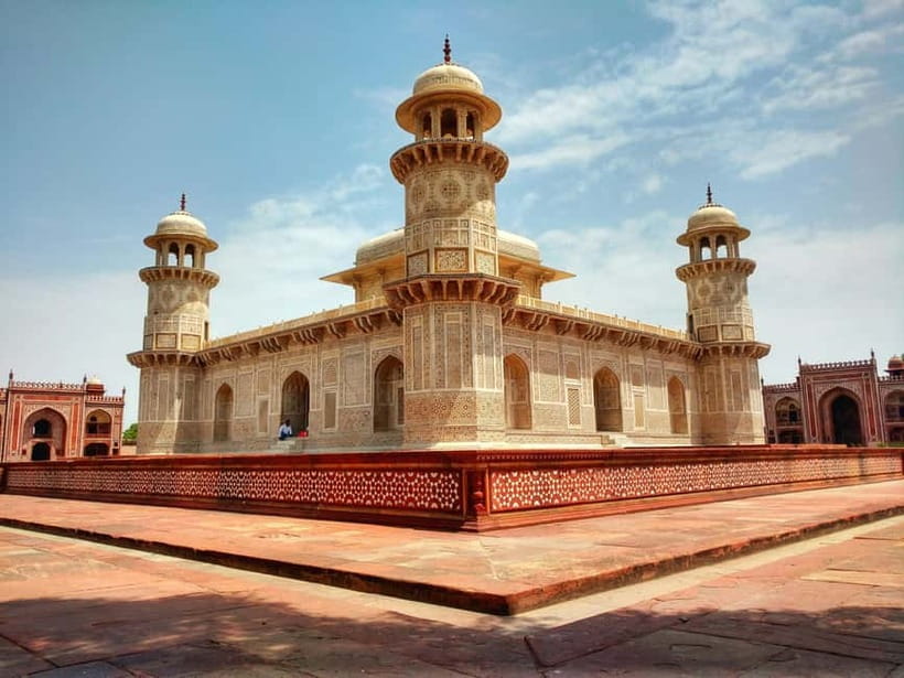 From Delhi: Taj Mahal & Agra Tour with Lunch at Marriott - Key points to know before booking