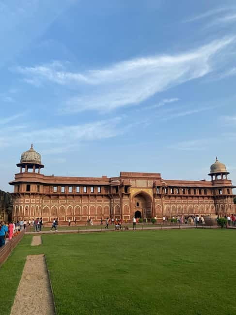 From Delhi: Taj Mahal & Agra Tour with Lunch at Marriott - Agra Fort, where the Taj becomes part of the story