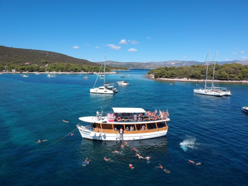 From Dubrovnik: Elaphite Islands Day Trip with Lunch - Šipan offers a slower village stop