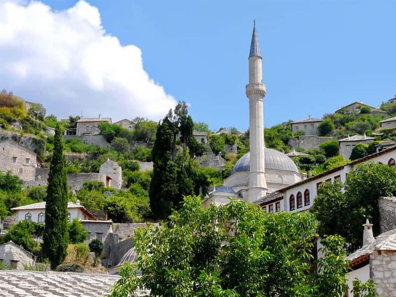 From Dubrovnik: Mostar and Kravica Waterfall Day Trip - What the guides add to a long day