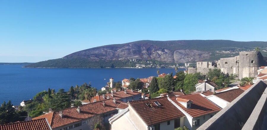 From Dubrovnik: Perast, Kotor & Budva Small-Group Day Trip - Perast: one hour beside the Bay of Kotor