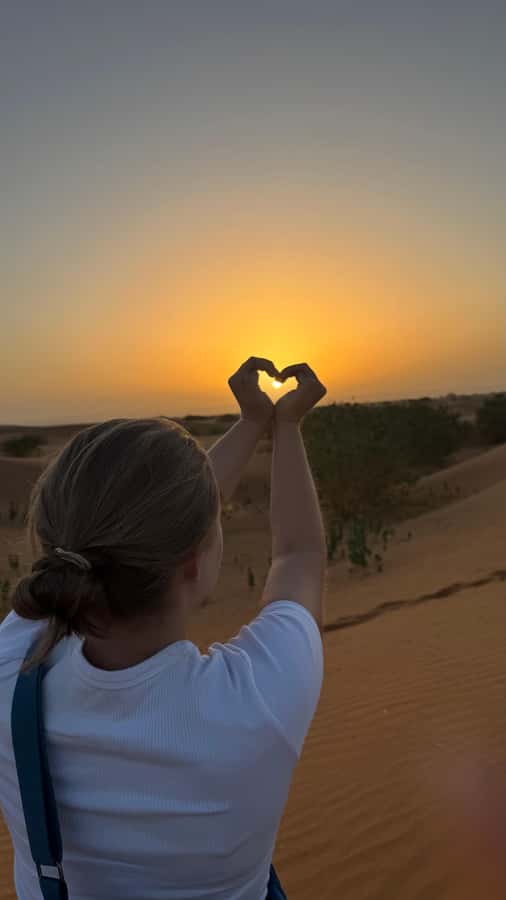 From Fes: 4-Day Trip to Marrakech via Merzouga & Gorges - Khamlia, Rissani, and the desert towns