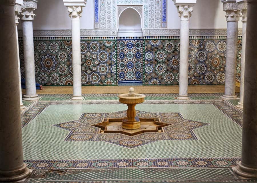 From Fez: Meknes, Volubilis and Moulay Idriss Day Trip - Lunch and free time in Meknes