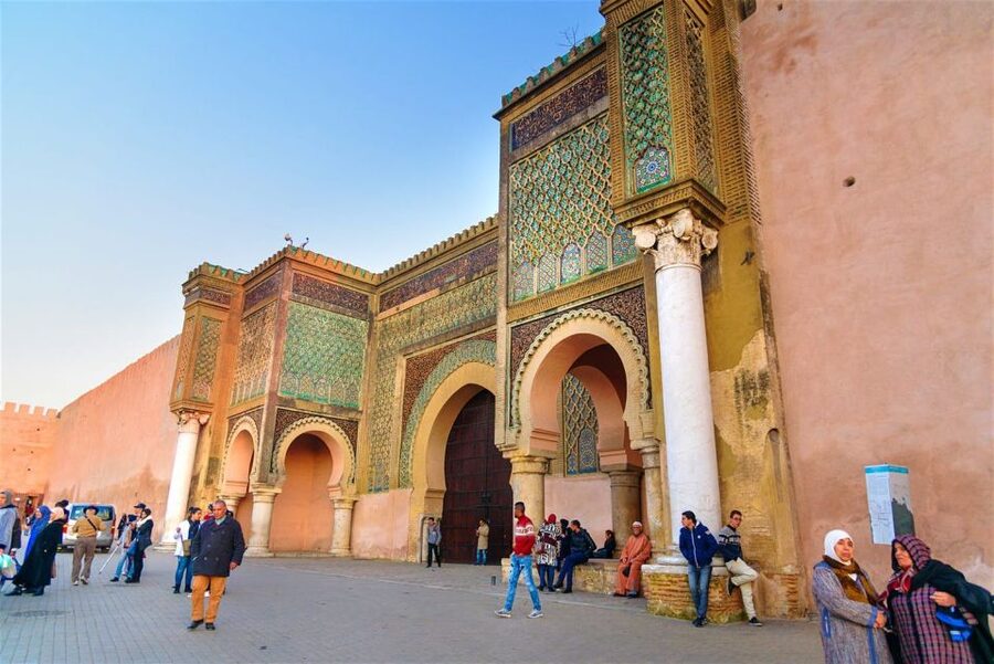 From Fez: Volubilis Moulay Idriss and Meknes Day Trip - How much guiding do you actually get?