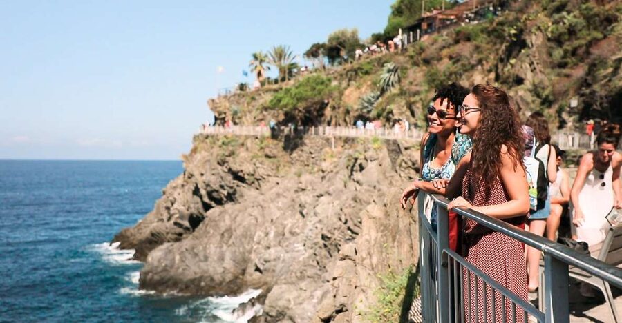 From Florence: Cinque Terre Day Trip with Optional Lunch - Manarola, Your First Taste of the Coast