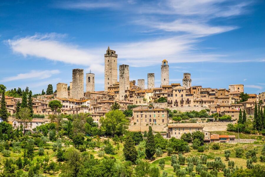 From Florence: Tuscany Day Trip to Siena & San Gimignano - Siena: Piazza del Campo and a proud local identity