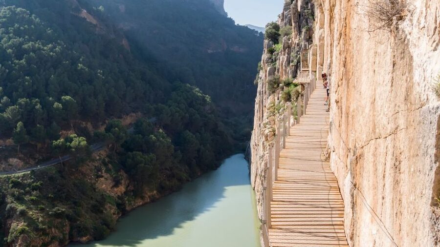 From Fuengirola: Caminito del Rey Guided Day Trip - Ardales gives you a short break before the walk