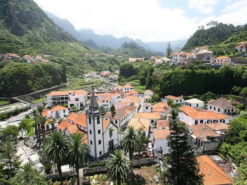 From Funchal: West Madeira and Laurel Forest Day Trip - Cabo Girão and the €5 decision