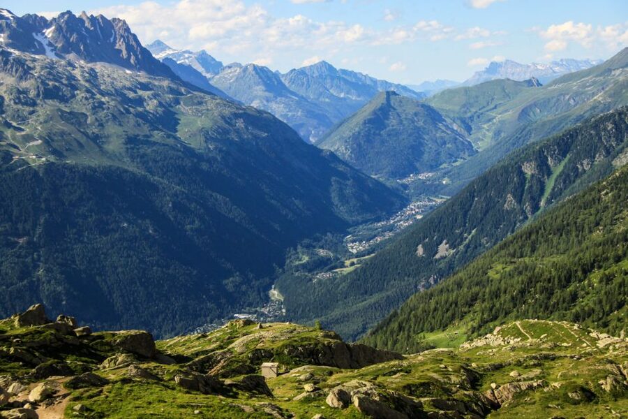 From Geneva: Day Trip to Chamonix with Cable Car and Train - Cold air, thin air, and changing mountain weather