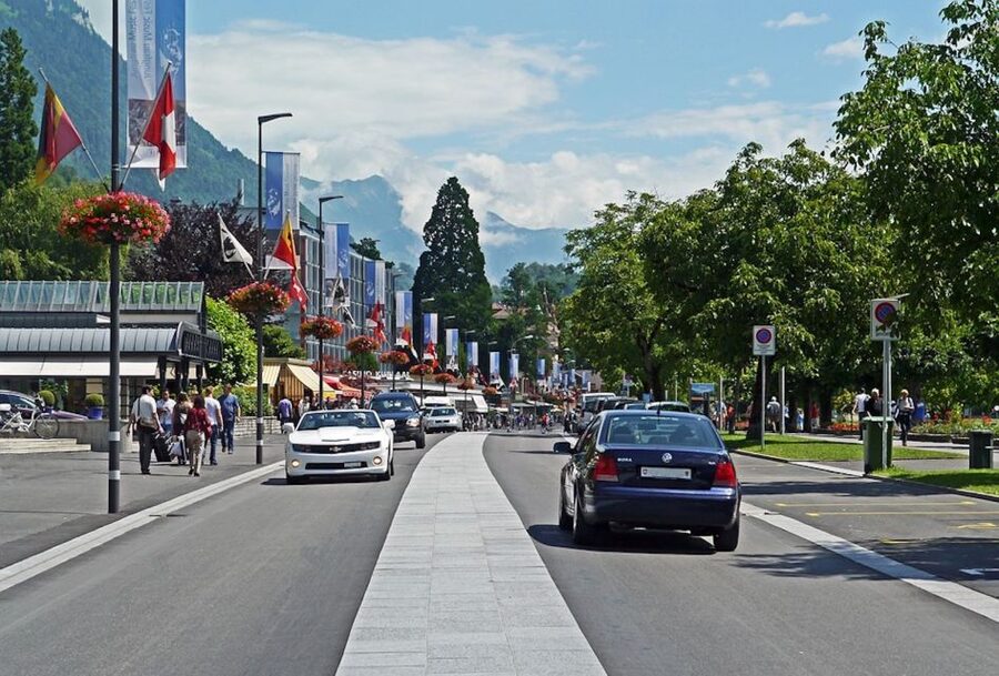 From Geneva: Full-Day Trip to Interlaken - What the guides and drivers add