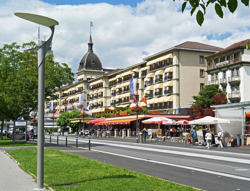 From Geneva: Full-Day Trip to Interlaken - Interlaken between Lake Thun and Lake Brienz