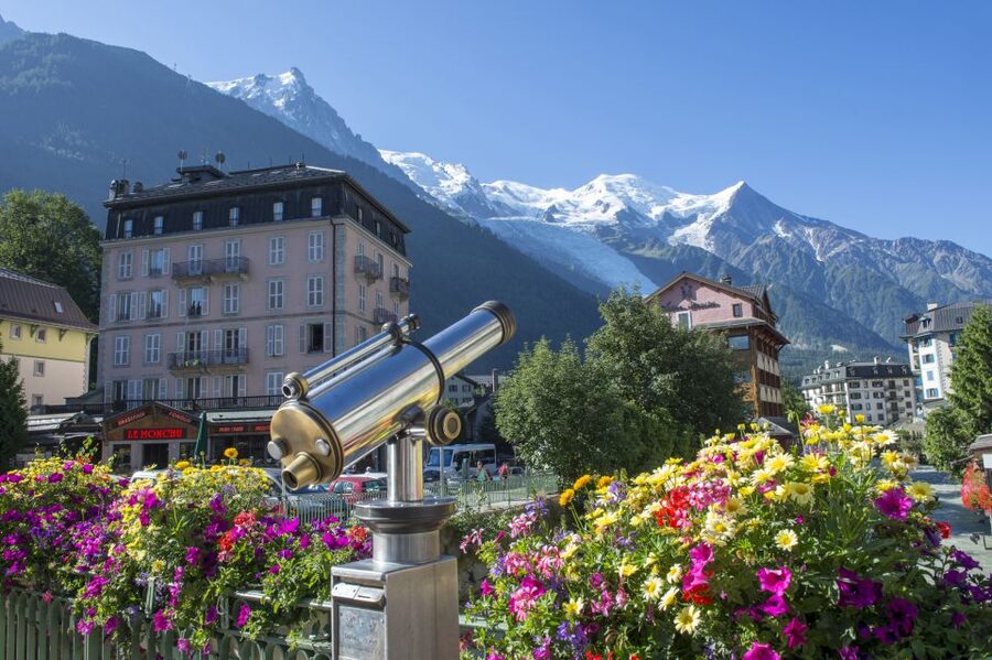 From Geneva: Guided Day Trip to Chamonix & Geneva City Tour - What the $197 price really covers