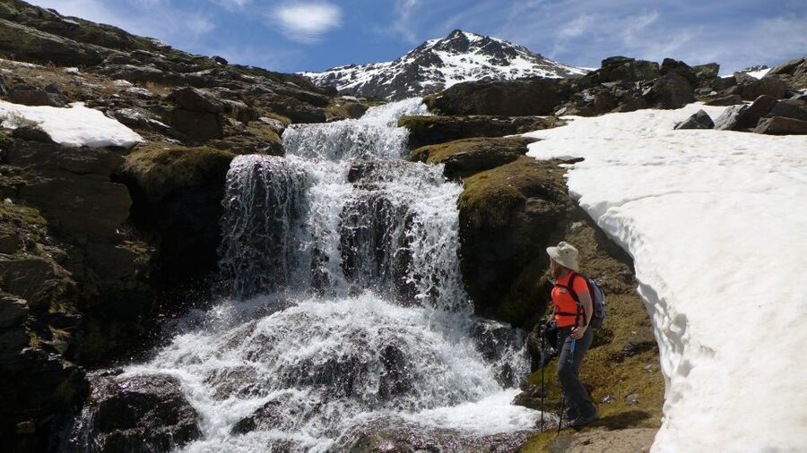 From Granada: Sierra Nevada Guided Day Trip - Leaving Granada for Spain’s high country