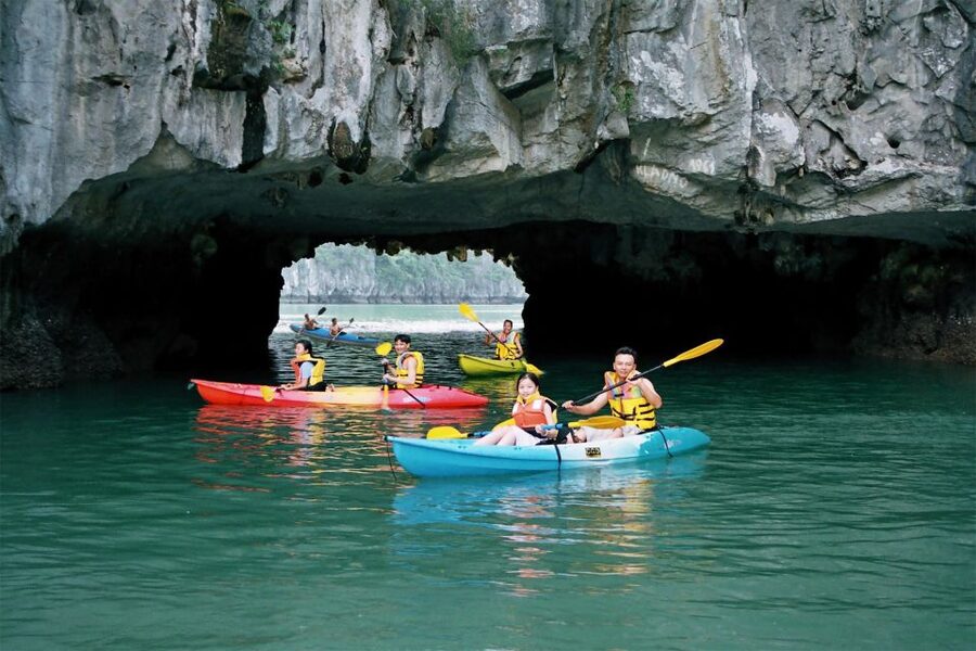 From Hanoi: Halong Bay 1 Day Trip Visit Cave, Island, Kayak - Should you book this Halong Bay tour?