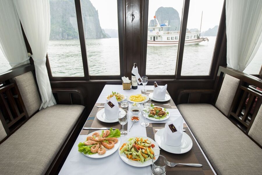 From Hanoi: Halong day trip, Route 2, 6hours, Small group - Who will enjoy this day trip?