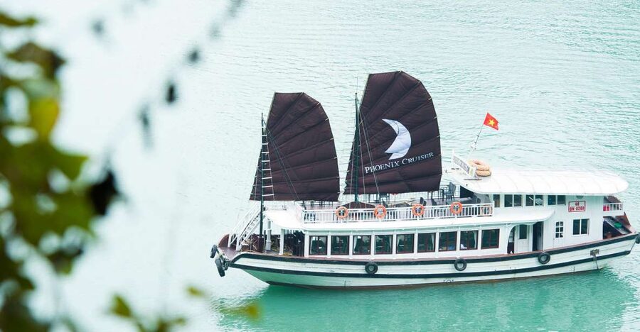 From Hanoi: Halong day trip, Route 2, 6hours, Small group - Sung Sot Cave, Halong Bay’s big showpiece