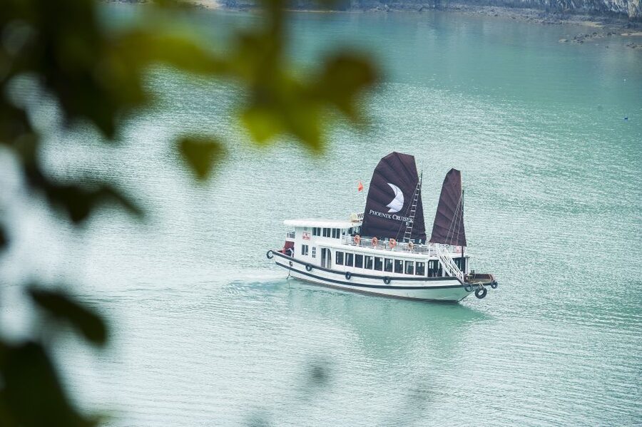 From Hanoi: Halong day trip, Route 2, 6hours, Small group - Lunch aboard the Phoenix Cruiser
