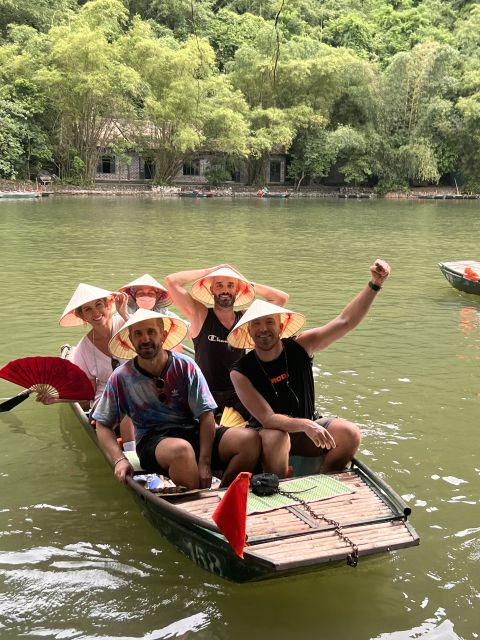 From Hanoi: Hoa Lu, Mua Cave and Tam Coc Full-Day Trip - A Vietnamese lunch with practical expectations