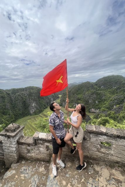 From Hanoi: Hoa Lu, Mua Cave and Tam Coc Full-Day Trip - What to bring and how to handle the pace