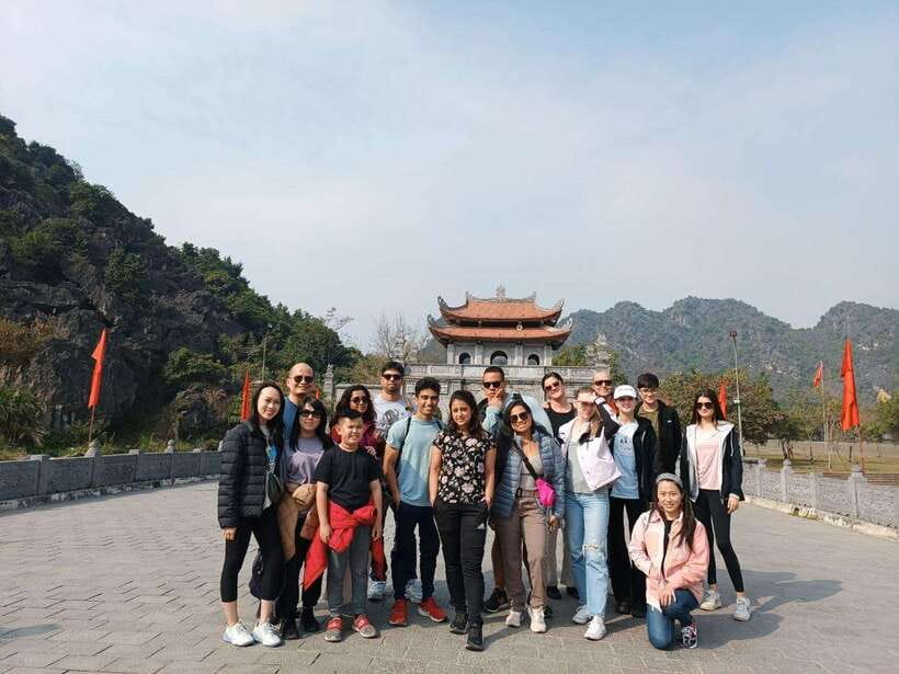 From Hanoi: Ninh Binh, Hoa Lu, Tam Coc, & Mua Cave Day-Trip - Hoa Lu, Vietnam’s former capital