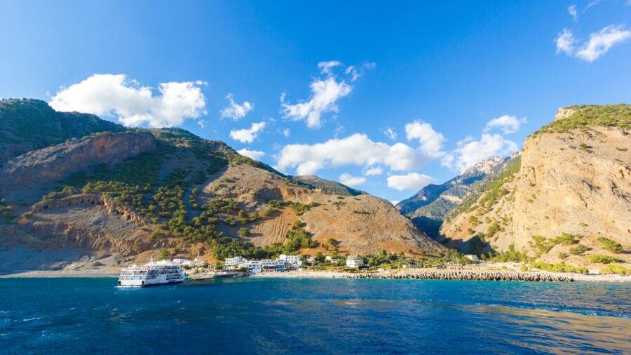 From Heraklion: Samaria Gorge & Agia Roumeli Hiking Day Trip - Why this Samaria Gorge day trip is worth the long ride
