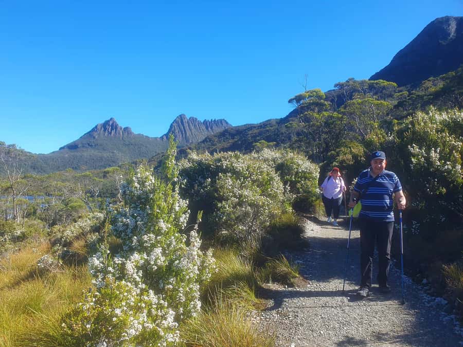 From Hobart: Active Day Trip to Cradle Mountain - Weather, clothing, and trail conditions