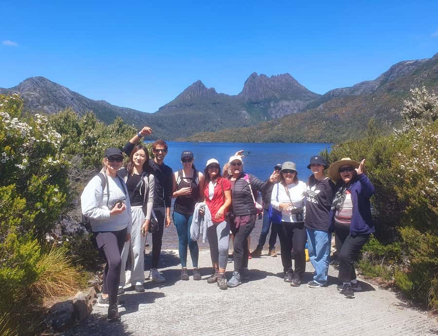 From Hobart: Active Day Trip to Cradle Mountain - The early start and the long Tasmanian road