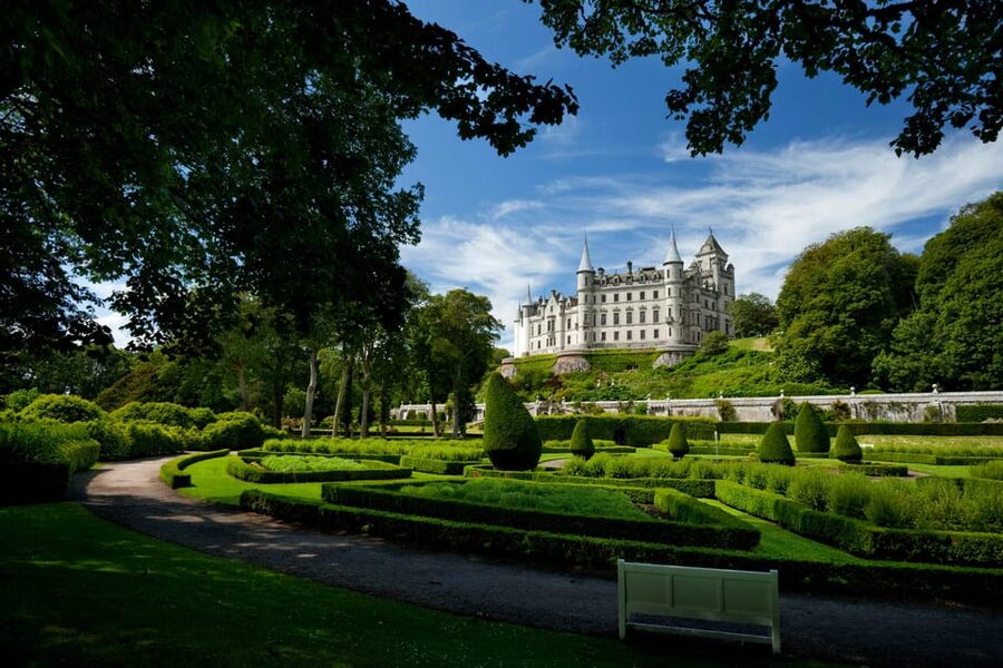 From Inverness: Dunrobin Castle and Easter Ross Day Trip - Who will enjoy this tour most?