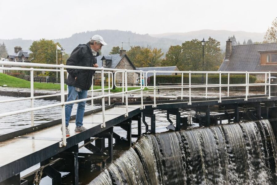 From Inverness: Loch Ness Guided Day Trip - Invermoriston offers a quieter pause