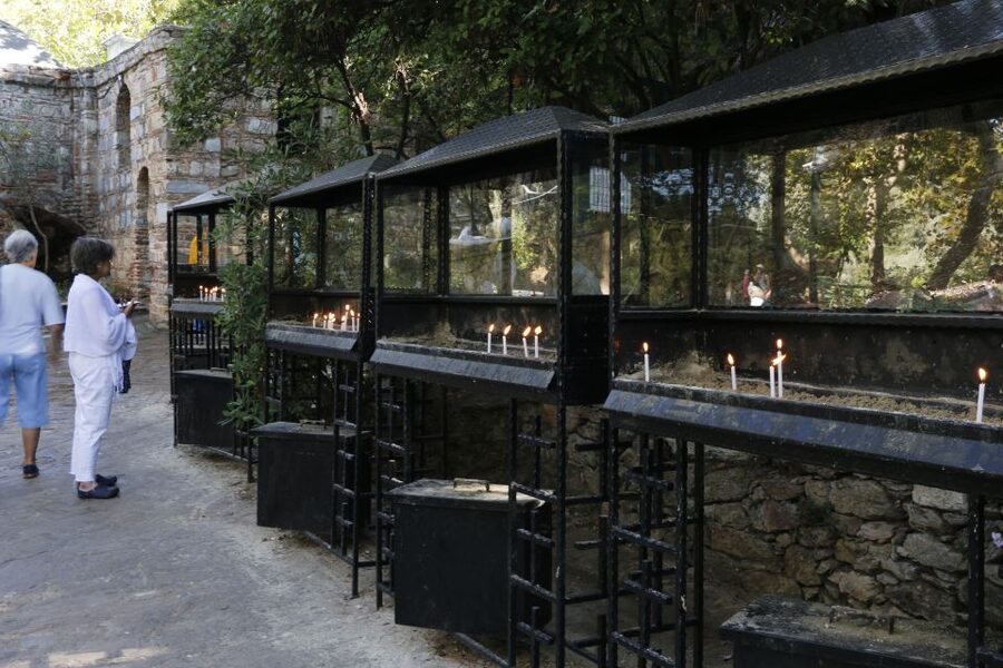 From Istanbul: Ephesus & Şirince Day Trip w/ Wine Tasting - The House of Virgin Mary, a quiet first stop