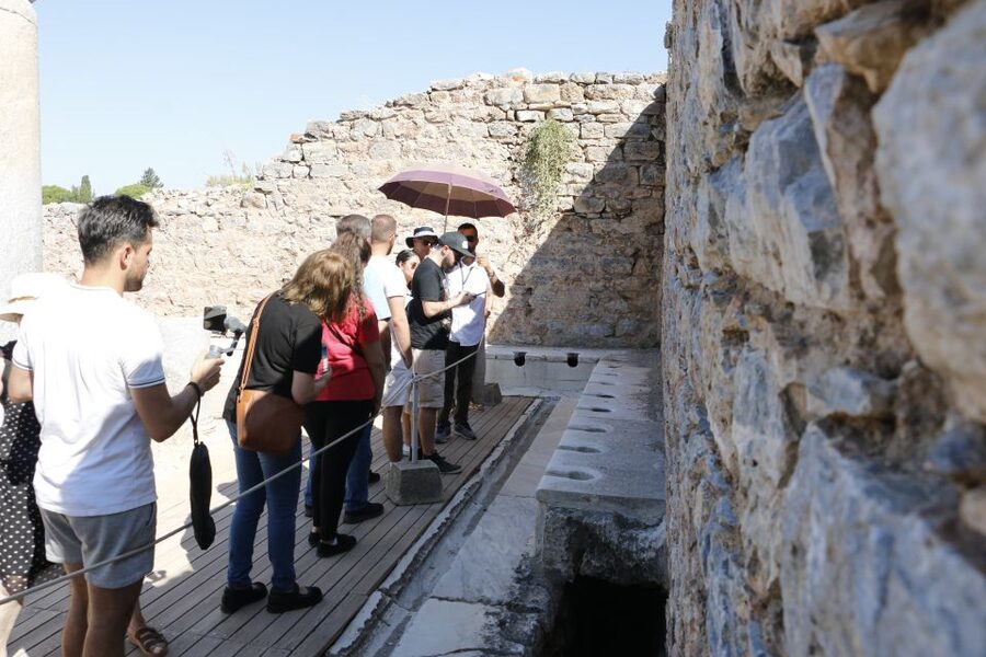 From Istanbul: Ephesus & Şirince Day Trip w/ Wine Tasting - Walking the marble streets of Ephesus