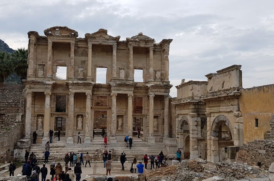 From Istanbul: Ephesus & Şirince Day Trip w/ Wine Tasting - The Terrace Houses and the Celsus Library