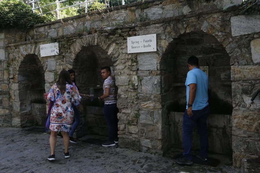 From Istanbul: Ephesus & Şirince Day Trip w/ Wine Tasting - Şirince’s hill village and fruit wine