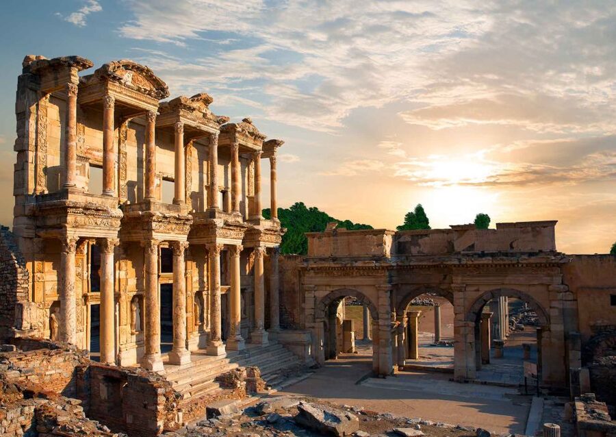From Izmir: Ephesus Guided Day Trip with Transfer & Lunch - Why Ephesus is worth the long day from Izmir