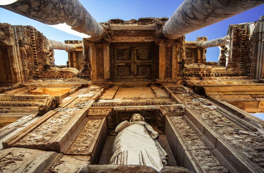 From Izmir: Ephesus Guided Day Trip with Transfer & Lunch - The morning pickup and ride from Izmir