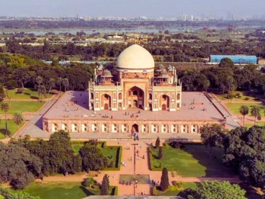 From Jaipur: Taj Mahal, Agra Fort, Baby Taj Day Trip by Car - The two-hour shopping stop needs a clear conversation