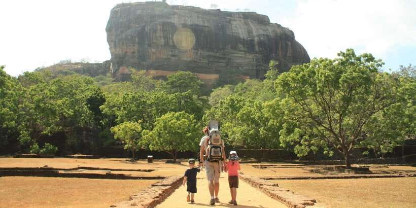 From Kandy: Sigiriya and Dambulla Day Trip - Sigiriya Rock and the climb to the top