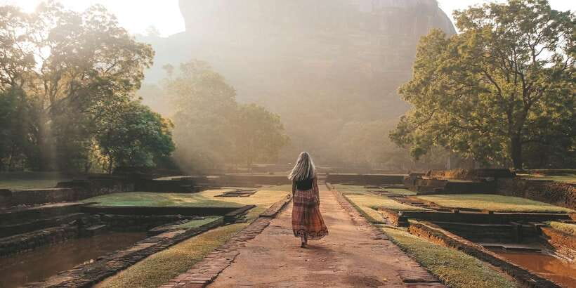 From Kandy: Sigiriya and Dambulla Day Trip - Dambulla’s cave temples in 45 minutes
