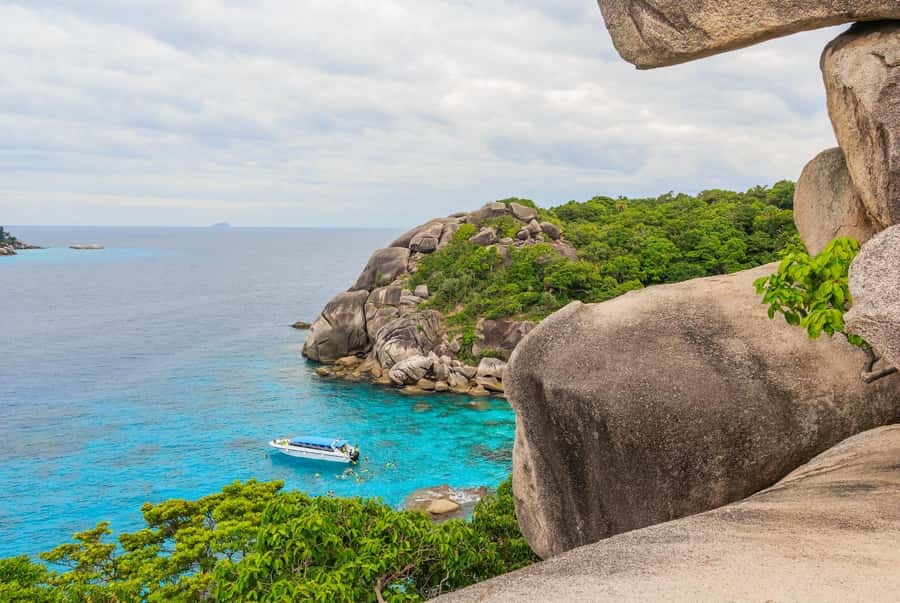 From Khao Lak: Similan Islands Day Trip with Snorkeling - Crowds, coral, and changing sea conditions