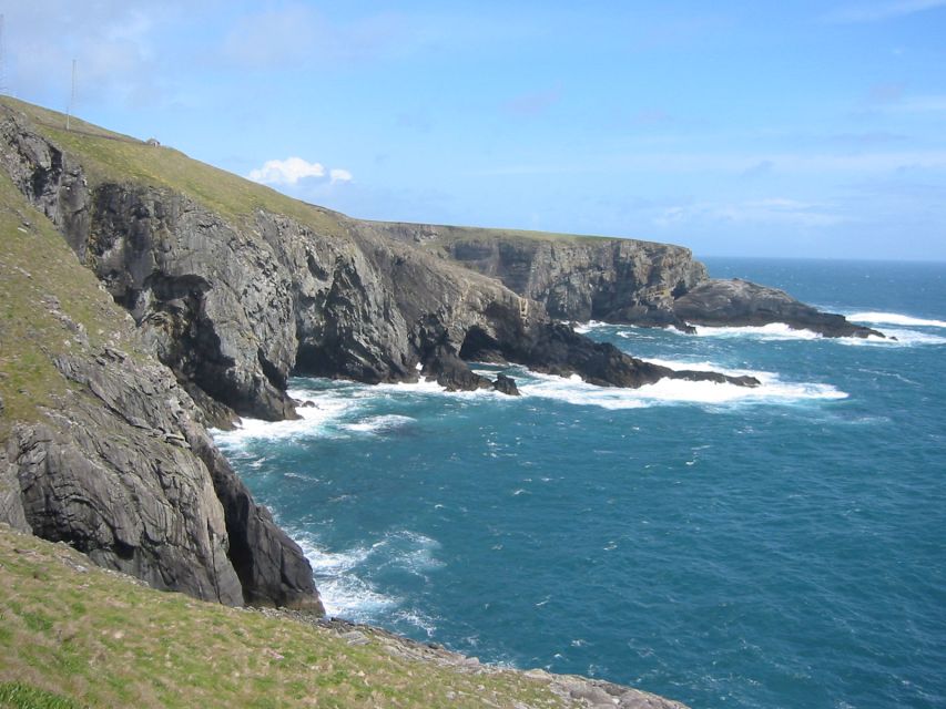 From Killarney: Day Trip to Dingle - Slea Head through Gaelic-speaking Corca Dhuibhne