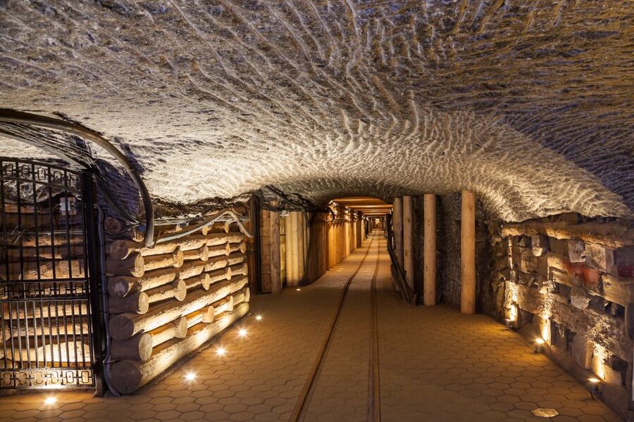 From Krakow: Auschwitz and Wieliczka Salt Mine Full-Day Trip - A change of mood at Wieliczka Salt Mine