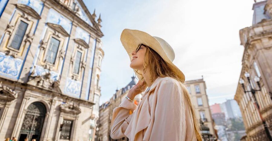 From Lisbon: Day Trip to Porto, Óbidos, and Nazaré - Guides make or break a packed route