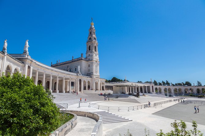 From Lisbon: Fatima Batalha Nazare & Obidos Small Group Day Trip - Should you book it?