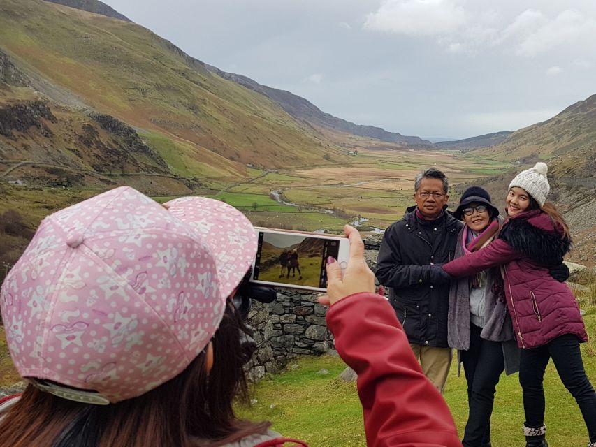 From Liverpool: North Wales Adventure Sightseeing Day Trip - The guides make the long drives easier