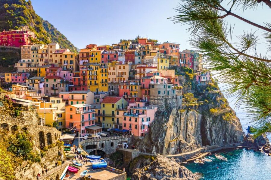 From Livorno: Day Trip to Pisa and Cinque Terre's Manarola - The long road to Manarola