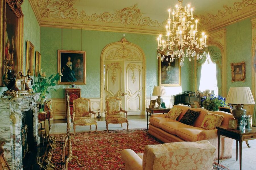 From London: Day Trip to Downton Abbey, Oxford and Bampton - Why Highclere Castle makes this day trip worthwhile