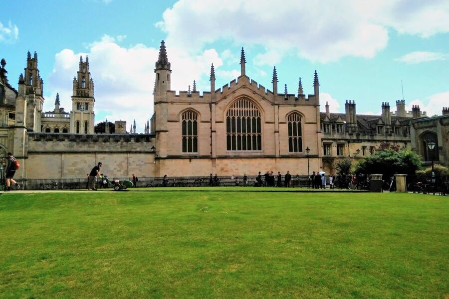 From London: Day Trip to Downton Abbey, Oxford and Bampton - Bampton, where the village scenes come together