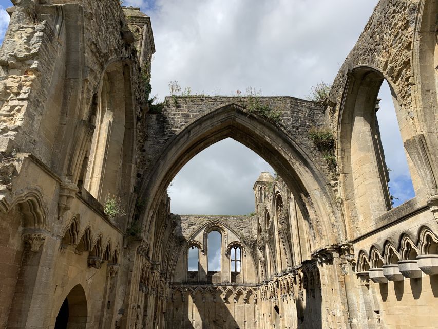 From London: Glastonbury and Cheddar Gorge Guided Day Trip - The Road Through Wells and Somerset
