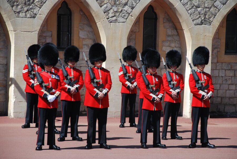 From London: Half-Day Trip to Windsor with Castle Tickets - Finding time for Windsor town