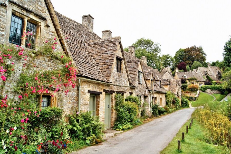 From London: Oxford and Cotswolds Villages Day Trip - Who should book this Oxford and Cotswolds day trip?